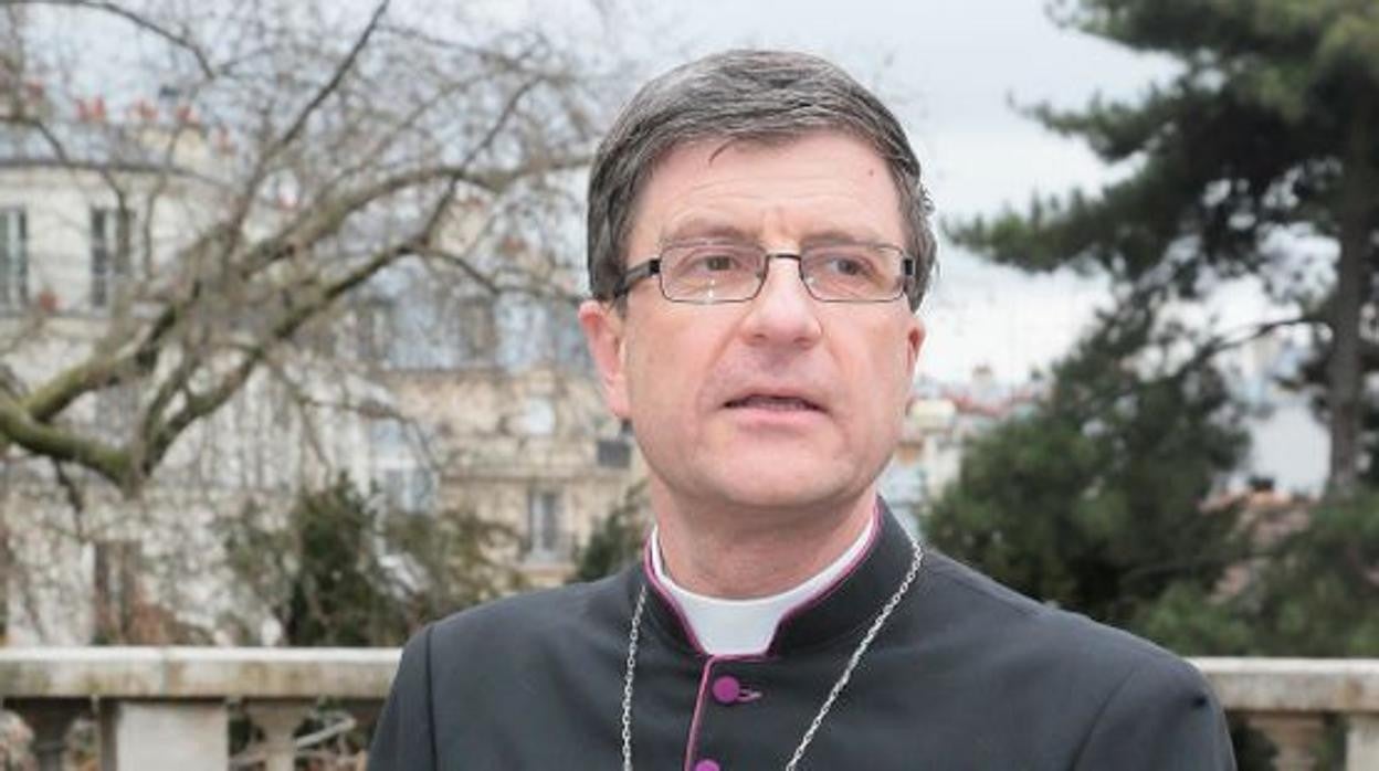 Monseñor Éric de Moulins-Beaufort