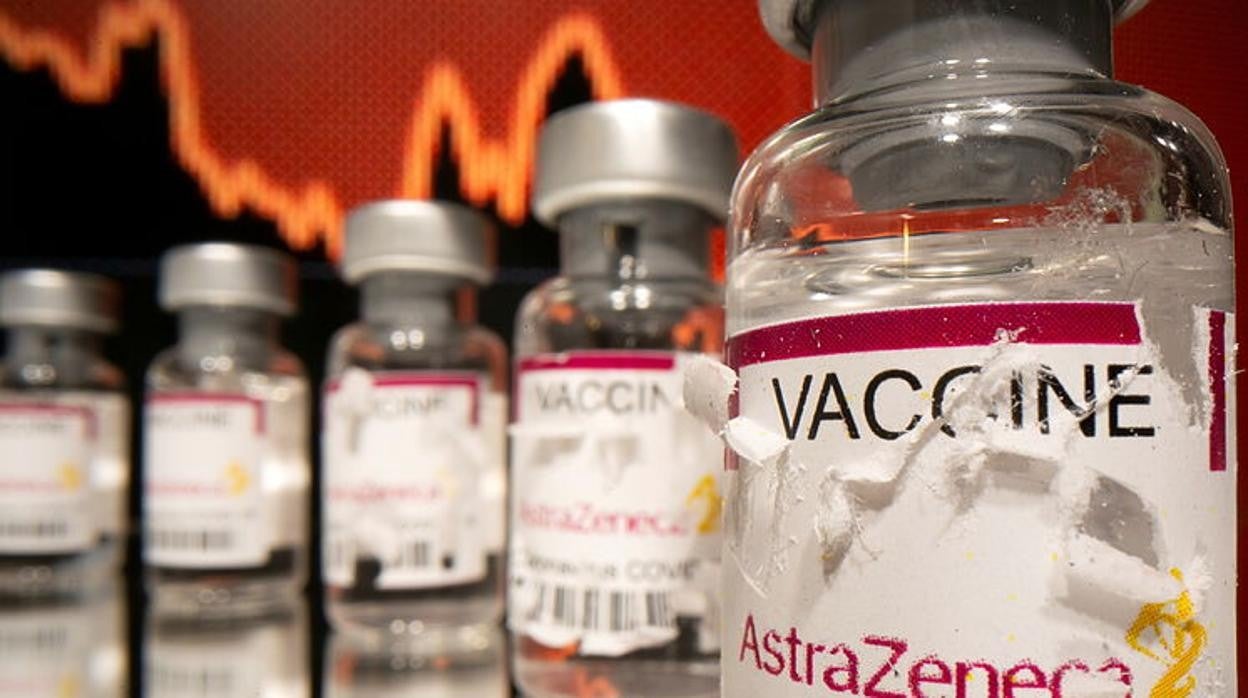 El pulso sobre AstraZeneca envenena el diálogo entre Reino Unido y la UE