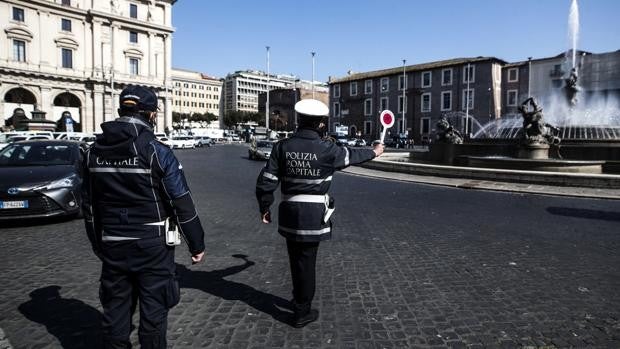 Detenido un militar de la marina italiana tras entregar documentos secretos de la OTAN a un oficial ruso