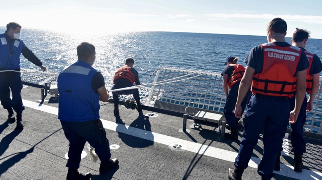 La Guardia Costera de los Estados Unidos en aguas uruguayas