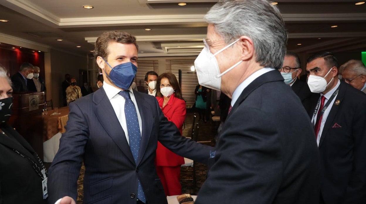 Pablo Casado y Guillermo Lasso, en Quito