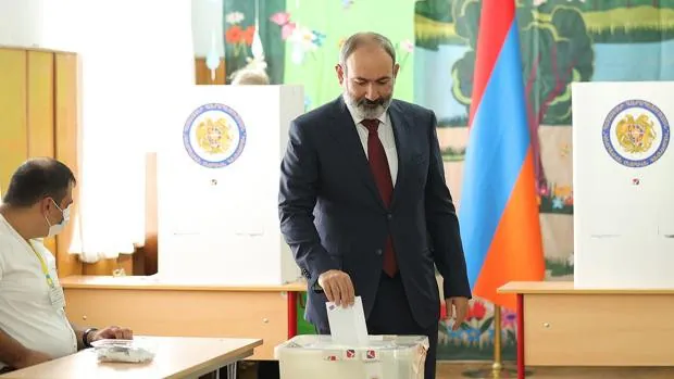 Armenia celebra legislativas anticipadas en un clima muy polarizado a causa de la derrota en Nagorno Karabaj