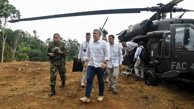 Disparan al helicóptero en el que viajaba Iván Duque, presidente de Colombia
