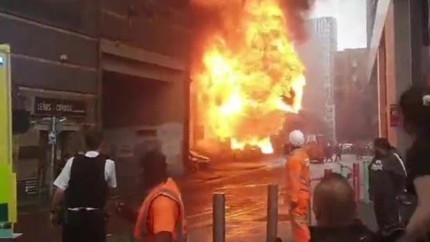 Descartado el móvil terrorista en el incendio debajo de la estación de tren de Londres