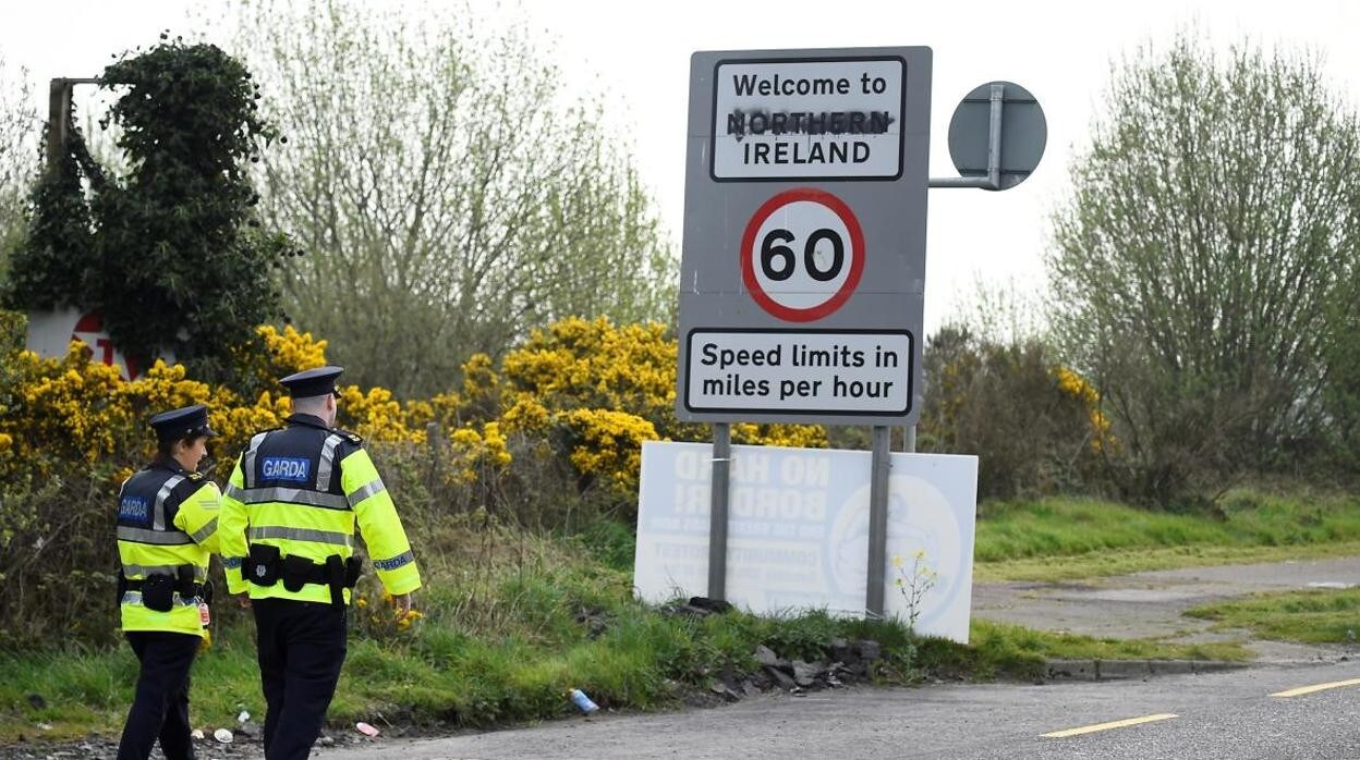 Límite fronterizo entre las dos Irlandas