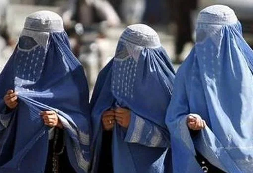 Mujeres vestidas con burka