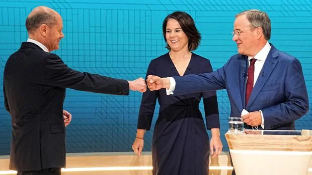 Laschet pasa a la ofensiva contra su rival socialdemócrata en el segundo debate electoral