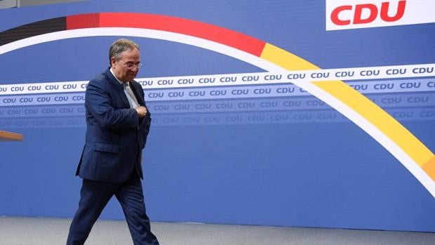 Laschet se ofrece para moderar su propia sucesión al frente de la CDU