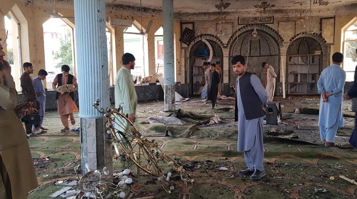 Atentado contra una mezquita chií de Kunduz del ISIS-K