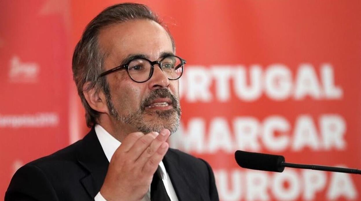 Rangel es candidato a liderar el principal partido de la oposición, el conservador Partido Social Demócrata (PSD)