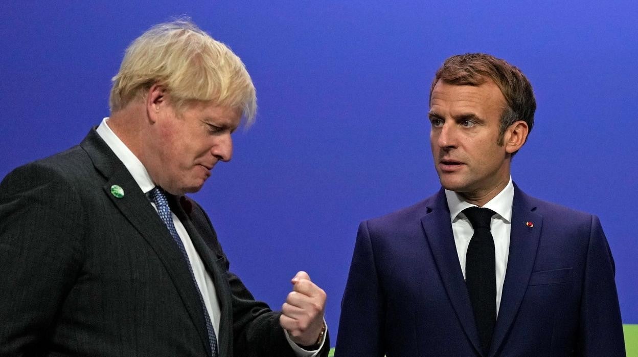 Boris Johnson y Macron se reúnen en la cumbre del clima en Glasgow