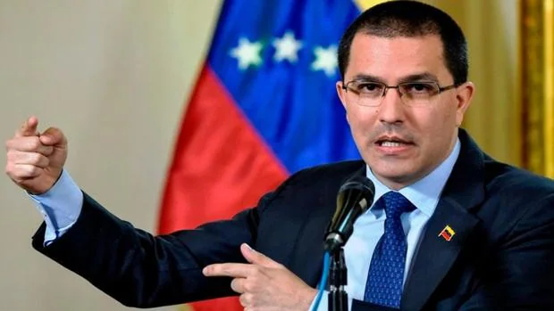 Maduro designa al excanciller Arreaza como candidato para el estado natal de Hugo Chávez