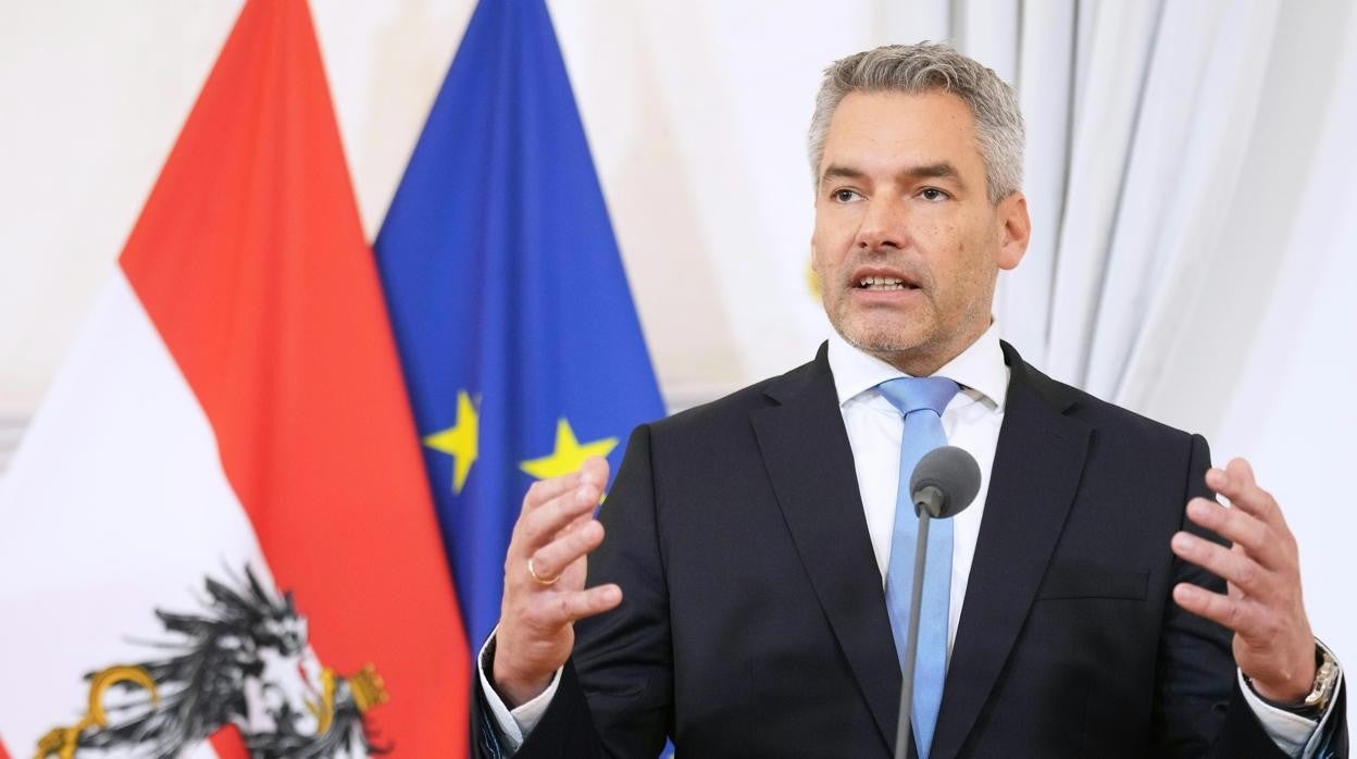 Karl Nehammer ura como nuevo canciller de Austria