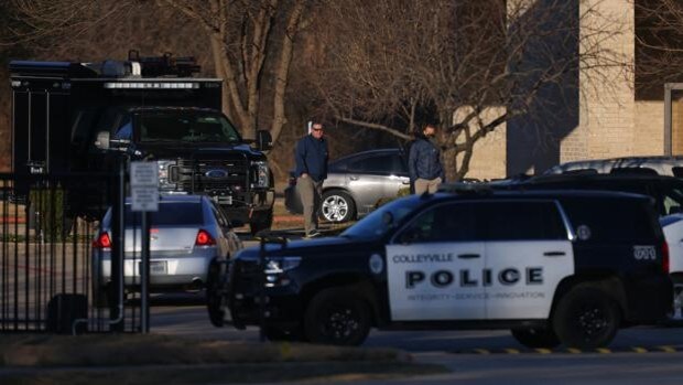Identifican al secuestrador de la sinagoga de Texas como el británico Malik Faisal Akram