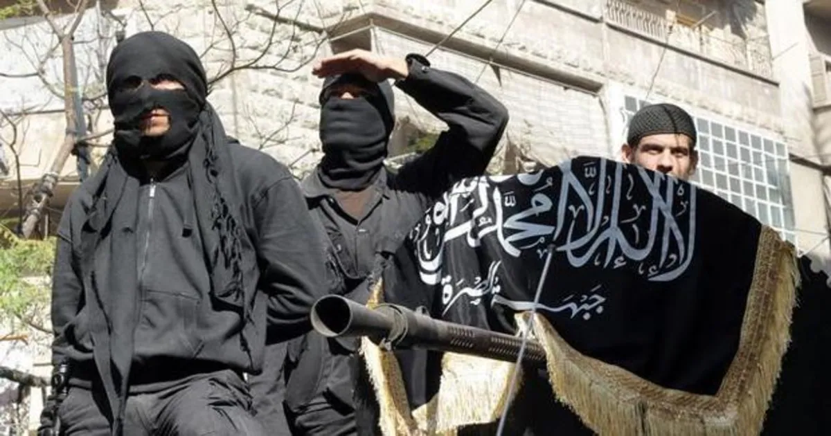 Combatientes de Al Nusra, cercano a Al Qaida, en Siria