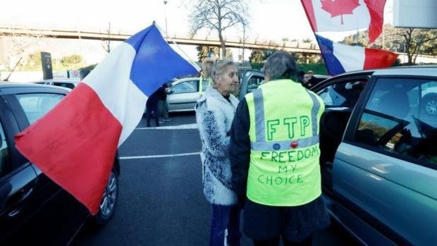 París se cierra para evitar la llegada de camiones y huelguistas antivacuna