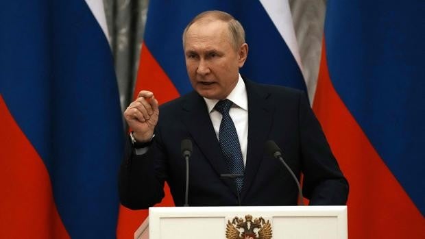 La Duma da permiso a Putin para que reconozca la independencia de las provincias rebeldes de Ucrania