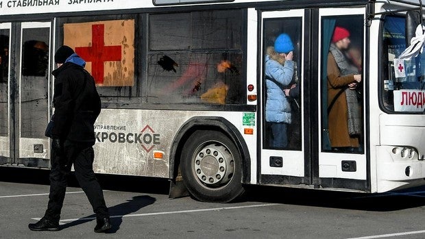 Kiev lucha por recuperar la normalidad mientras se recrudecen los ataques