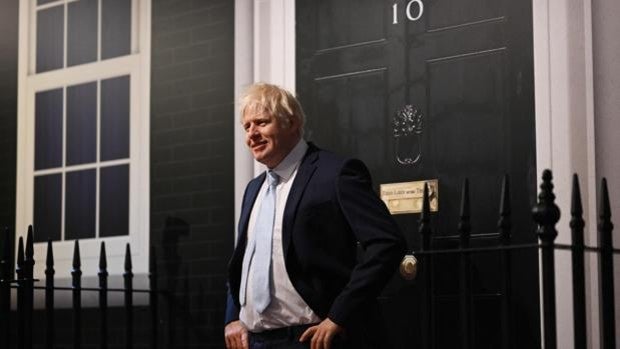 Johnson intenta desesperadamente ser invitado a la cumbre europea