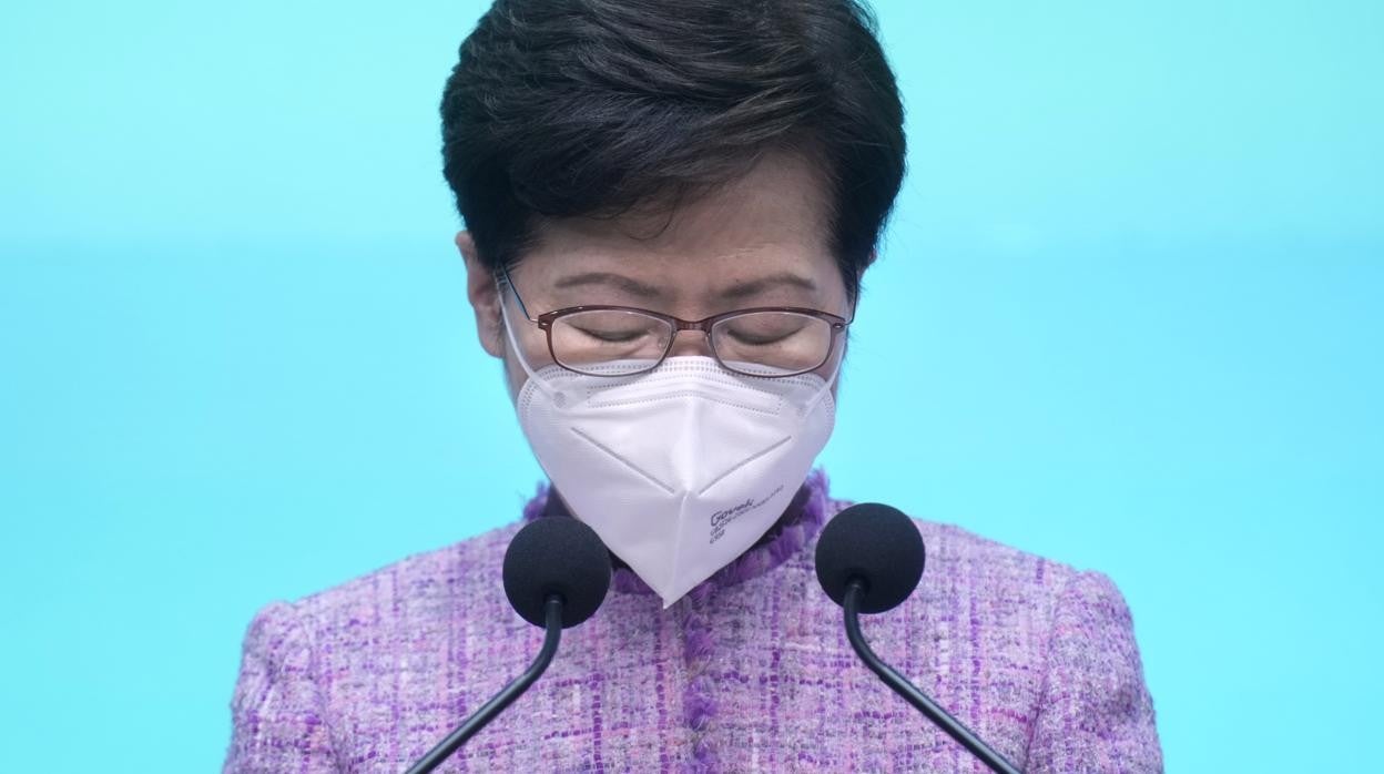 Carrie Lam anuncia su intención de no presentarse a la reelección