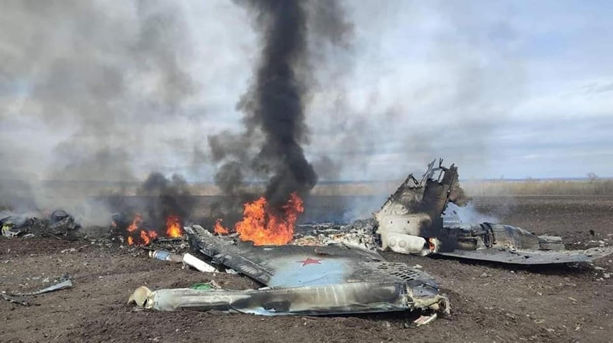 Restos de un avión ruso derribado