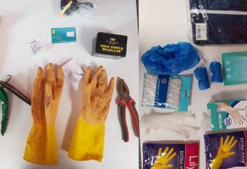 La policía encontró artículos como lejía, cinta adhesiva, encendedores, guantes y un cuchillo Stanley, todos vinculados a planes para secuestrar, asesinar y encubrir sus crímenes.