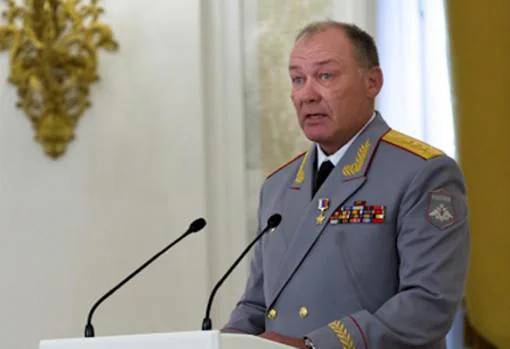 El general Alexánder Dvórnikov