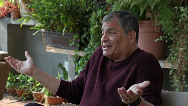 El refugio político que le otorgó Bélgica a Correa no le impide viajar ni hablar de política