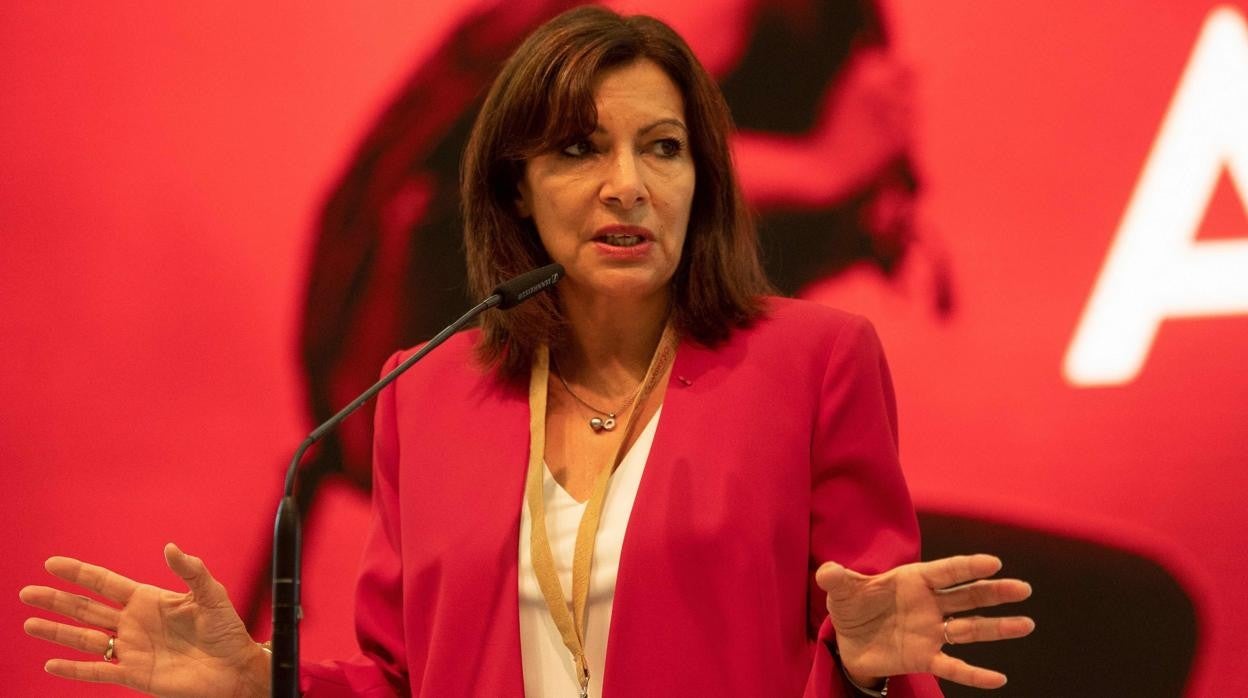 La alcaldesa de París, la socialista Anne Hidalgo, solo sacó un 1,75 por ciento de los votos en la primera vuelta de las presidenciales