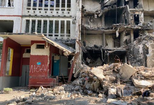 Paisaje habitual de viviendas destruidas