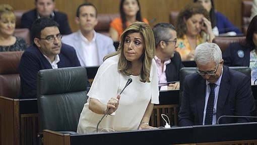 Susana Díaz tras su intervención en el Pleno del Parlamento para la investidura