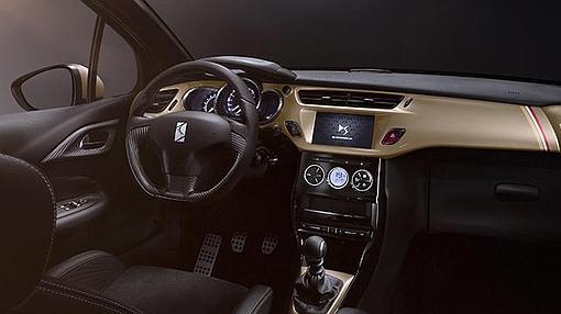 El interior del DS 3 Performance en dos colores