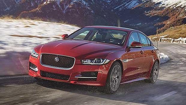 El Jaguar XE, es uno de los que optan al Mejor Coche Mundial del 2016