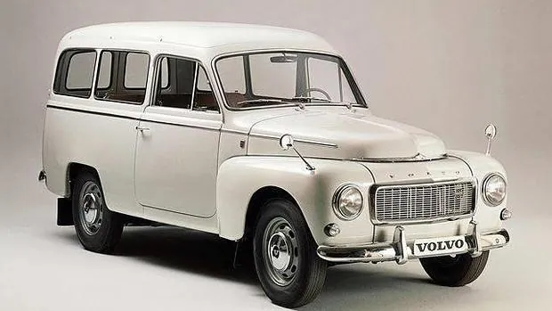 Volvo celebra 60 años fabricando coches familiares