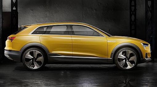 Cinco puertas y cinco plazas para el Audi e-tron quattro concept