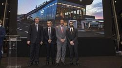 Directivos de la marca asistieron a la inauguración