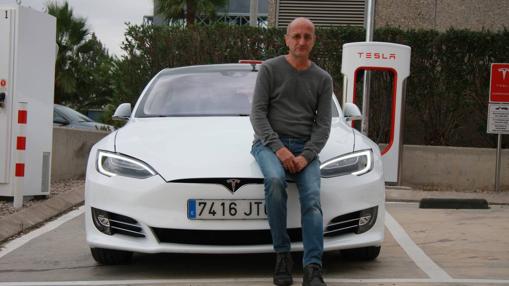 Aland Bru es uno de los propietarios de un Tesla en España
