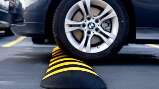 Hay reductores que son auténticas piedras y conviene pasarlos despacio