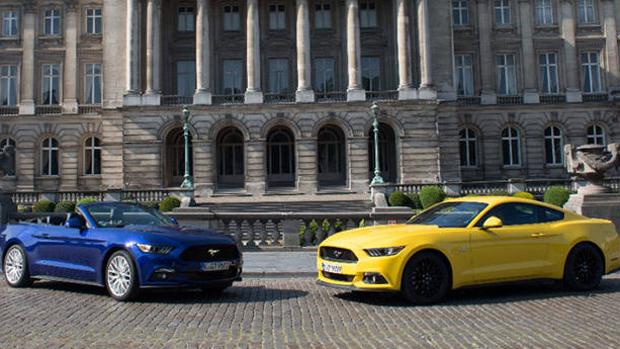 El Ford Mustang se ofrece con dos carrocerías, coupé o descapotable