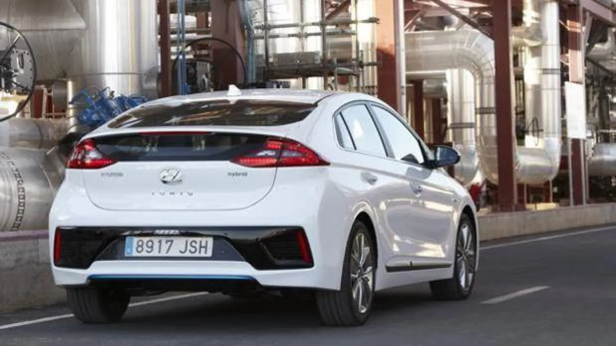 El Hyundai Ioniq Hybrid es uno de los "culpables" de este magnífico aumento