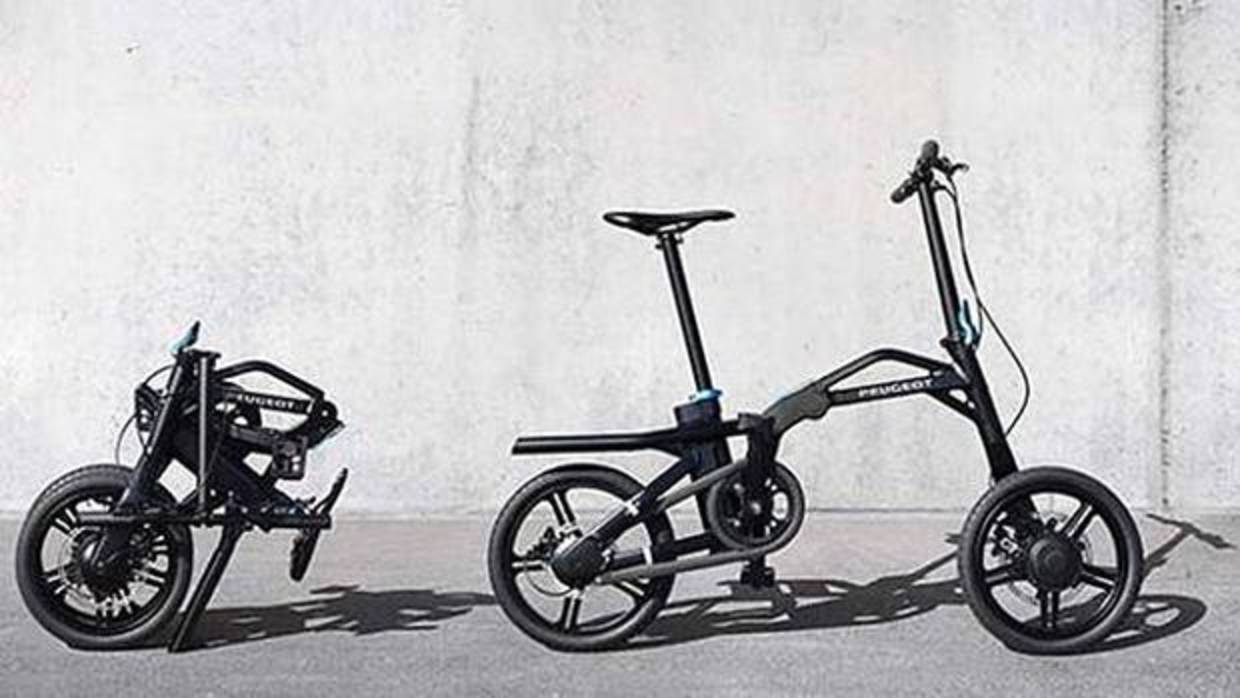 La bicicleta eléctrica de Peugeot, la ef 01, se puede incluso plegar