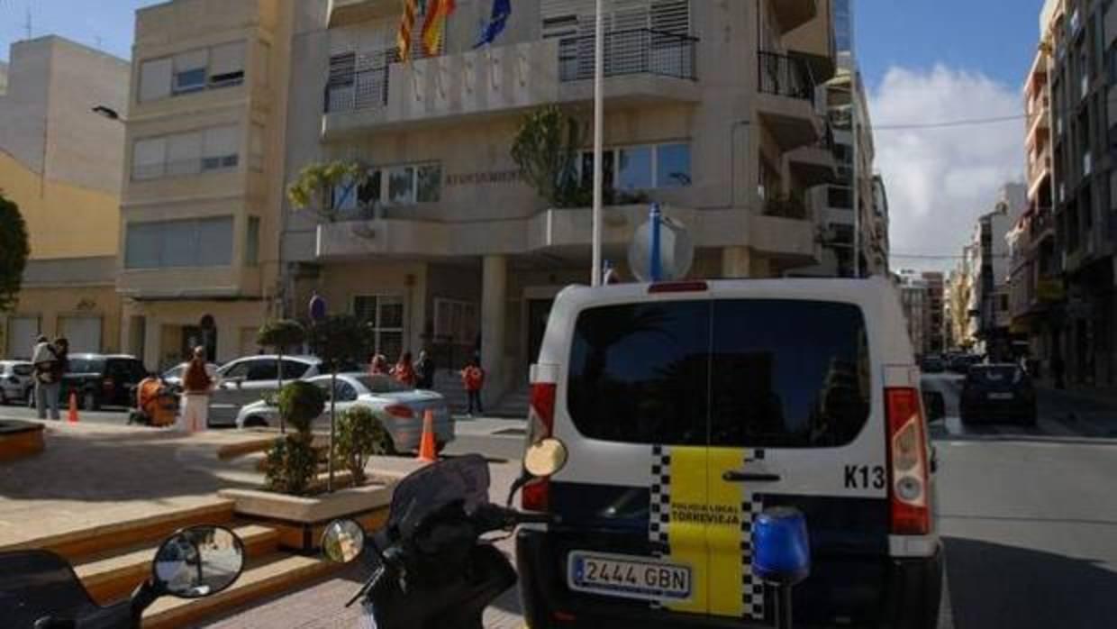 Agentes han desmantelado una nave industrial en la localidad de Molina de Segura (Murcia)