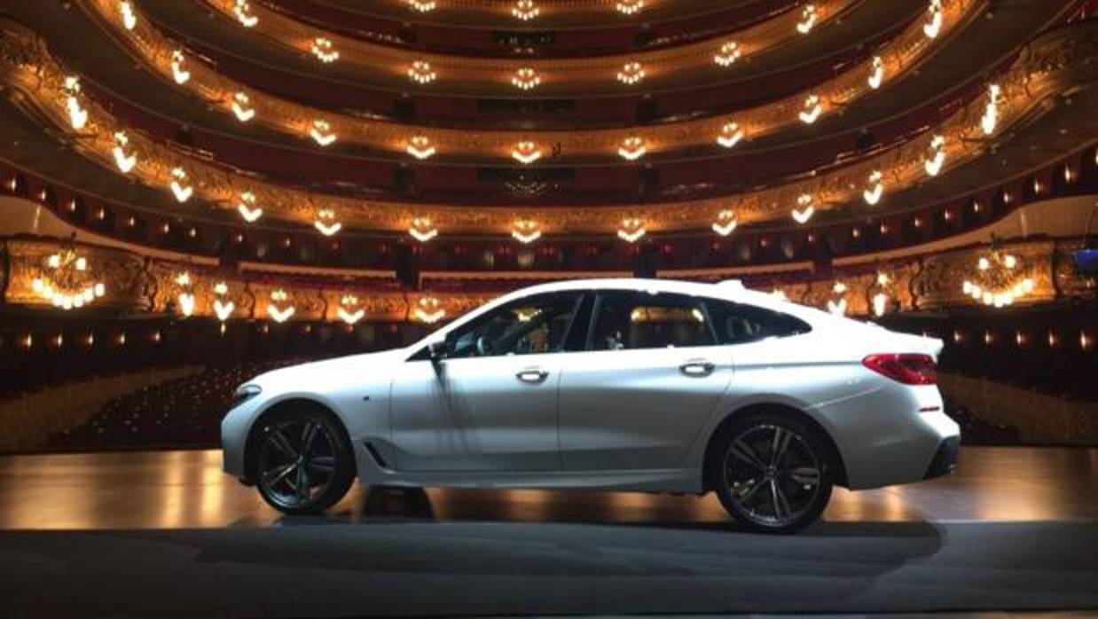 BMW se convierte en la primera firma de automóviles patrocinadora de un espectáculo de danza en el Gran Teatre del Liceu de Barcelona