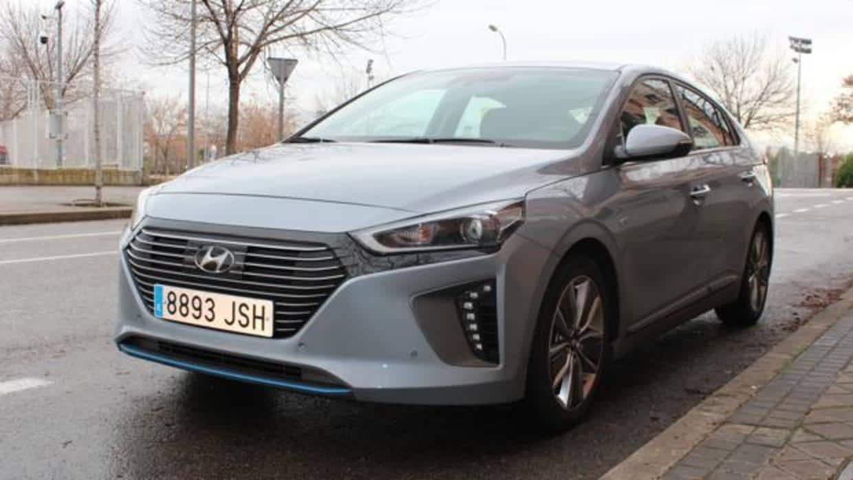 Al volante del Hyundai Ioniq Hybrid: la alternativa real