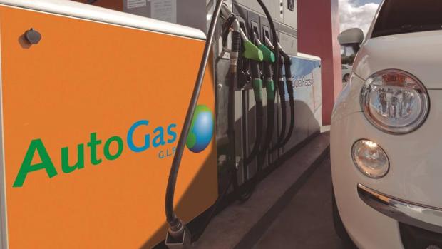 Unos 8.000 conductores apostaron por el gas para sus coches en 2017