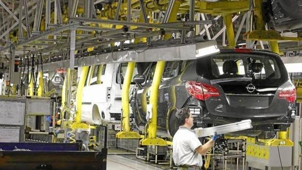 Aragón se juega el 23% de su PIB con el futuro de la fábrica de Opel