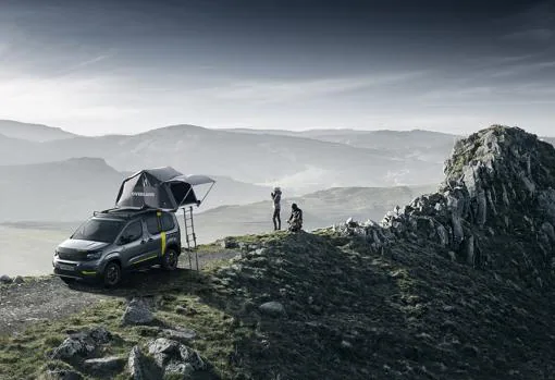 Peugeot Rifter 4x4 Concept: furgoneta, casa y garaje para ir de excursión
