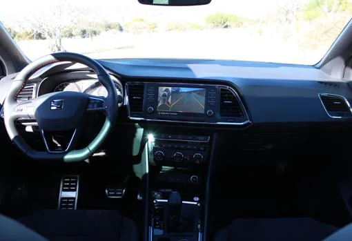 Al volante del Seat Ateca FR: el SUV más deportivo enamora por dentro y por fuera