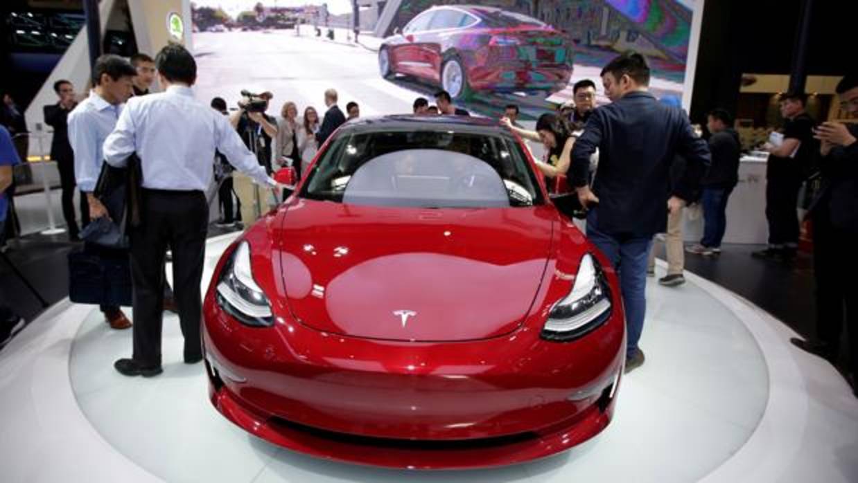 Las dificultades de Tesla fuerzan a una reorganización en profundidad de la compañía