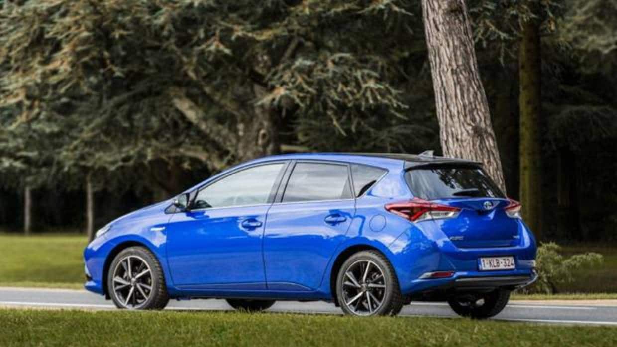 Toyota ya solo vende Auris híbridos y deja de comercializar los diésel y gasolina